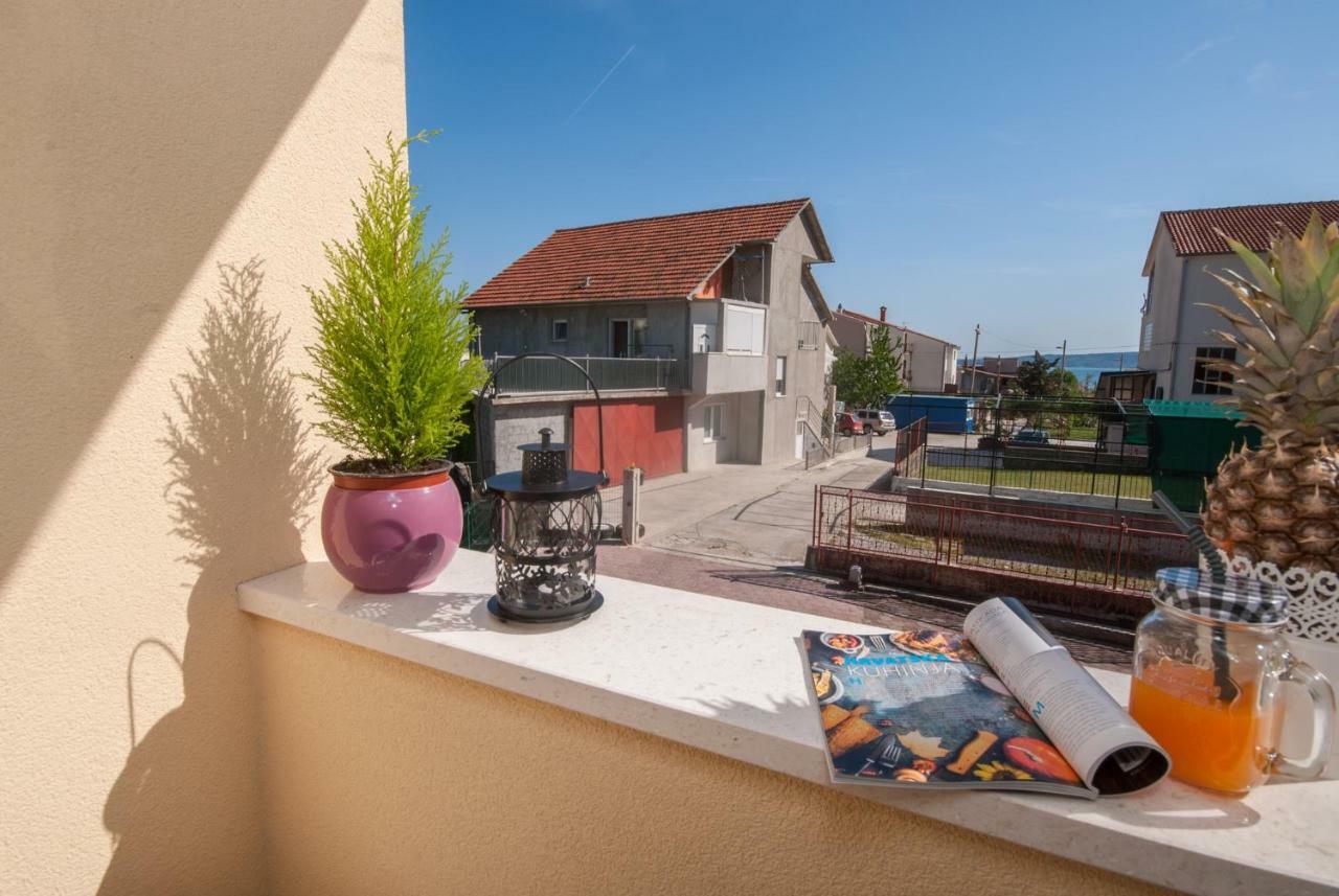 Apartmani Ivan Kaštela エクステリア 写真